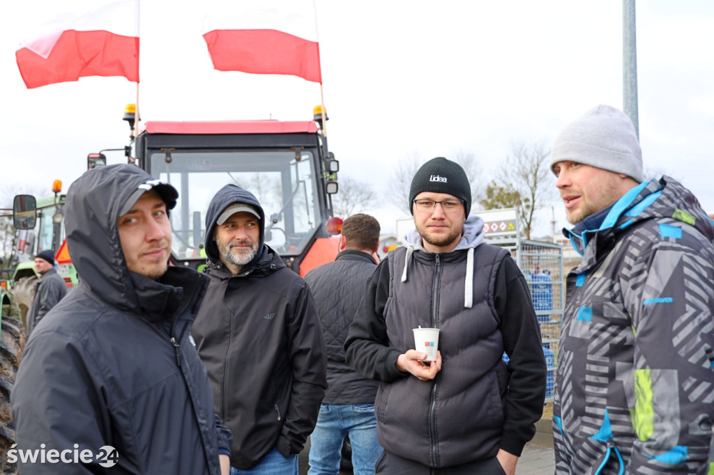 Rolnicy i myśliwi solidarni w Warlubiu