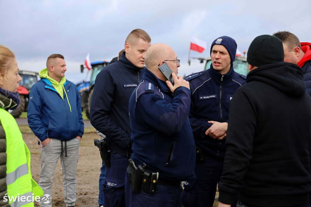 Rolnicy i myśliwi solidarni w Warlubiu