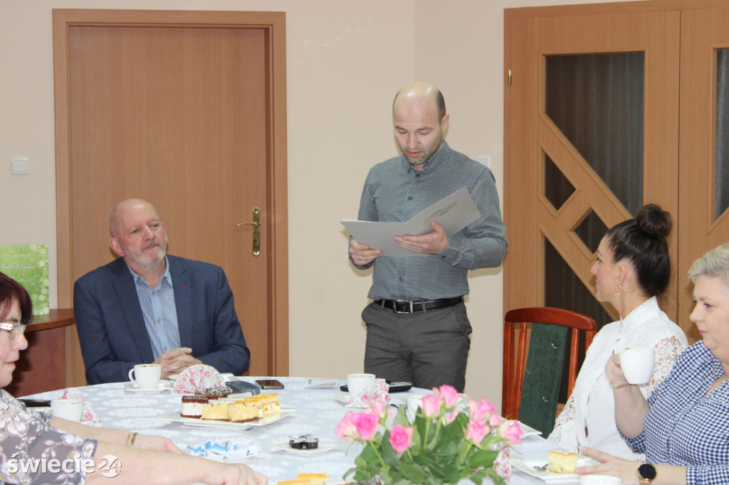Wręczenie podziękowań za okazane wsparcie i pomoc przy organizacji Konwentu Wójtów Gmin Wiejskich Województwa Kujawsko-Pomorskiego w Jastrzębiu