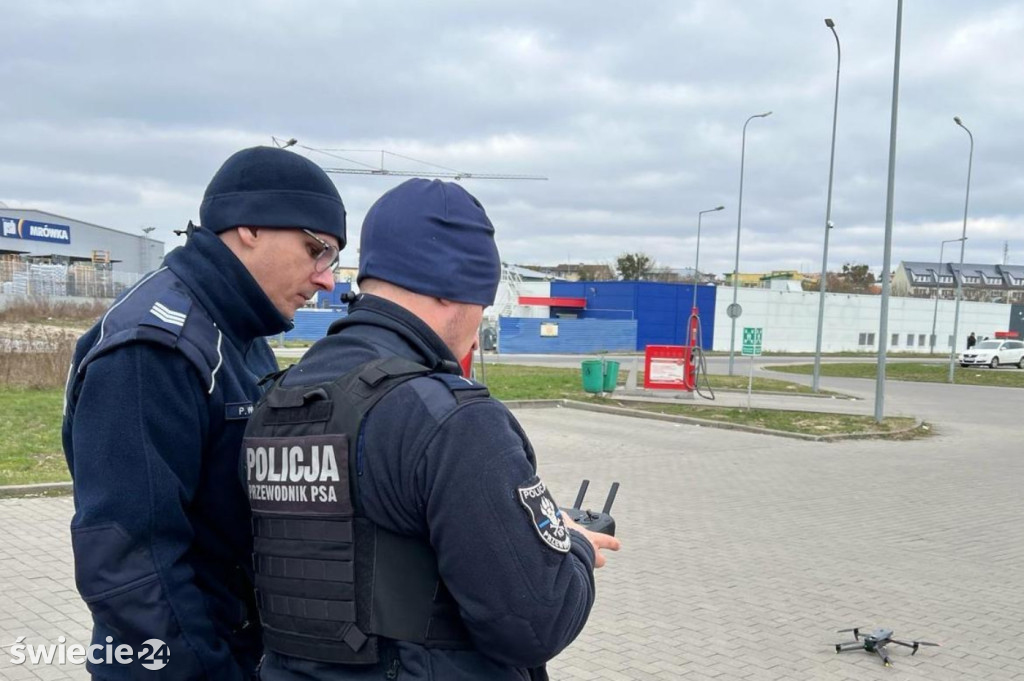 Policjanci obserwowali kierowców z drona