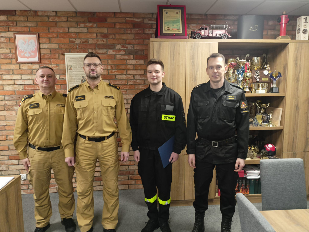 Nowy strażak zawodowy złożył ślubowanie