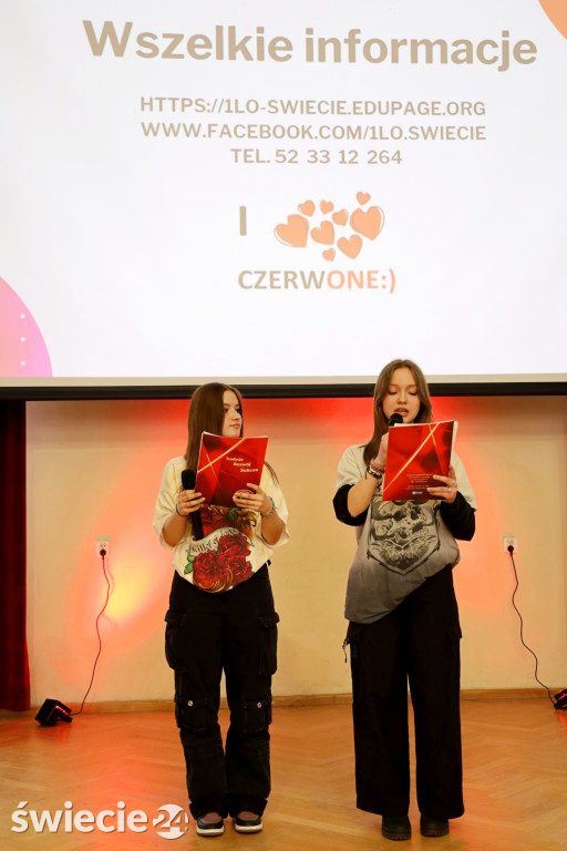 Drzwi otwarte w „czerwonym”