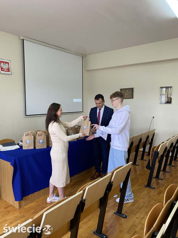 Drzwi otwarte w Akademickim Liceum Ogólnokształcącym