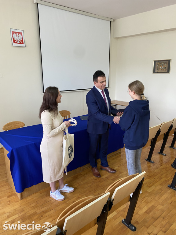 Drzwi otwarte w Akademickim Liceum Ogólnokształcącym