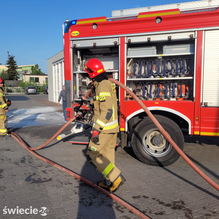 Samochód zapalił się po zatankowaniu gazem