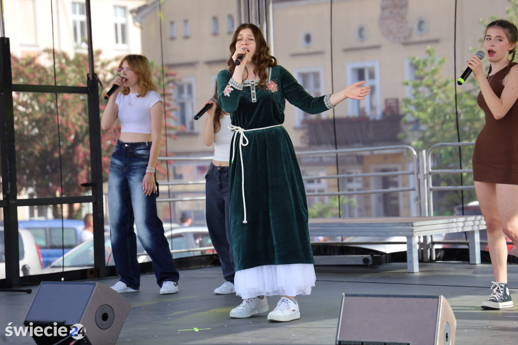 Majówka na Dużym Rynku w Świeciu
