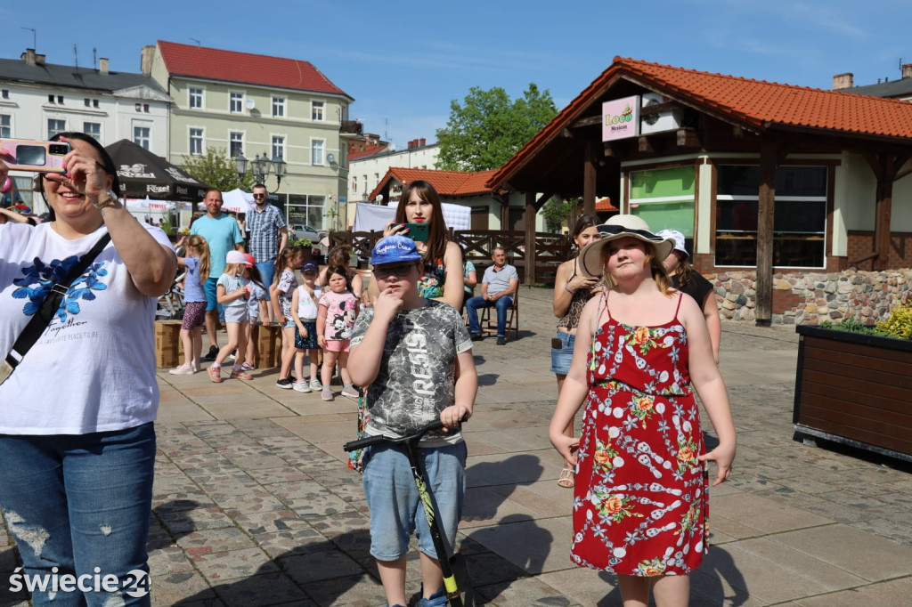 Majówka na Dużym Rynku w Świeciu