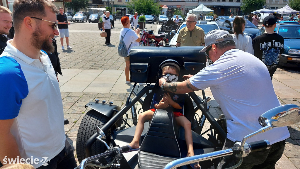 1. Świecki Piknik Motoryzacyjny - cz. 1