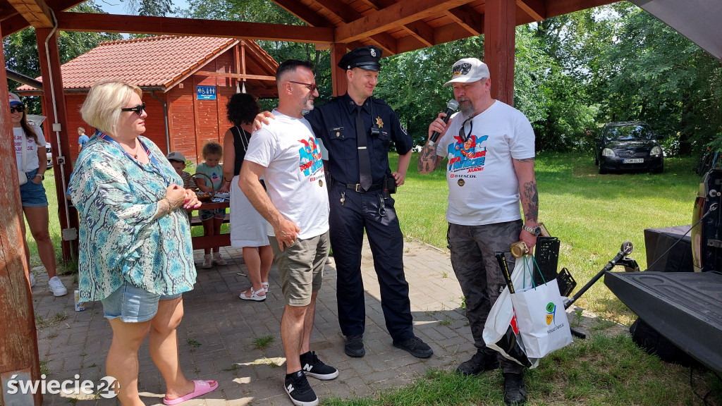 Świecki Piknik Motoryzacyjny - cz. 2 zdjęć