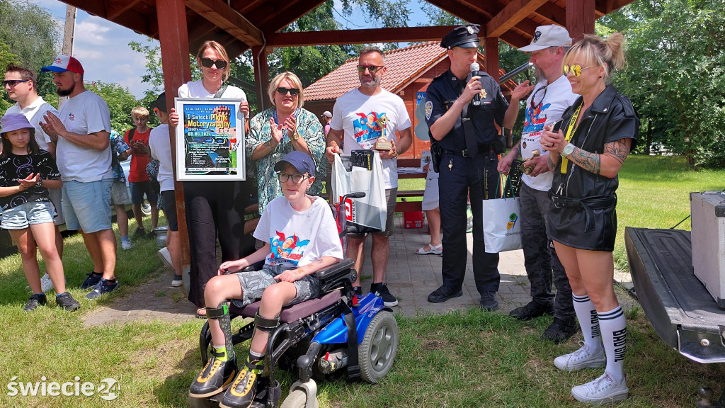 Świecki Piknik Motoryzacyjny - cz. 2 zdjęć