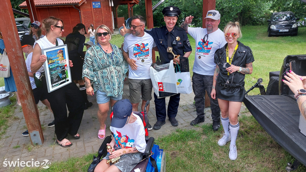 Świecki Piknik Motoryzacyjny - cz. 2 zdjęć
