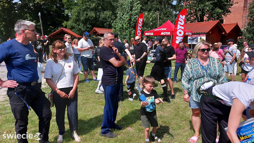 Świecki Piknik Motoryzacyjny - cz. 2 zdjęć