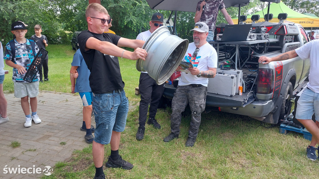 Świecki Piknik Motoryzacyjny - cz. 2 zdjęć