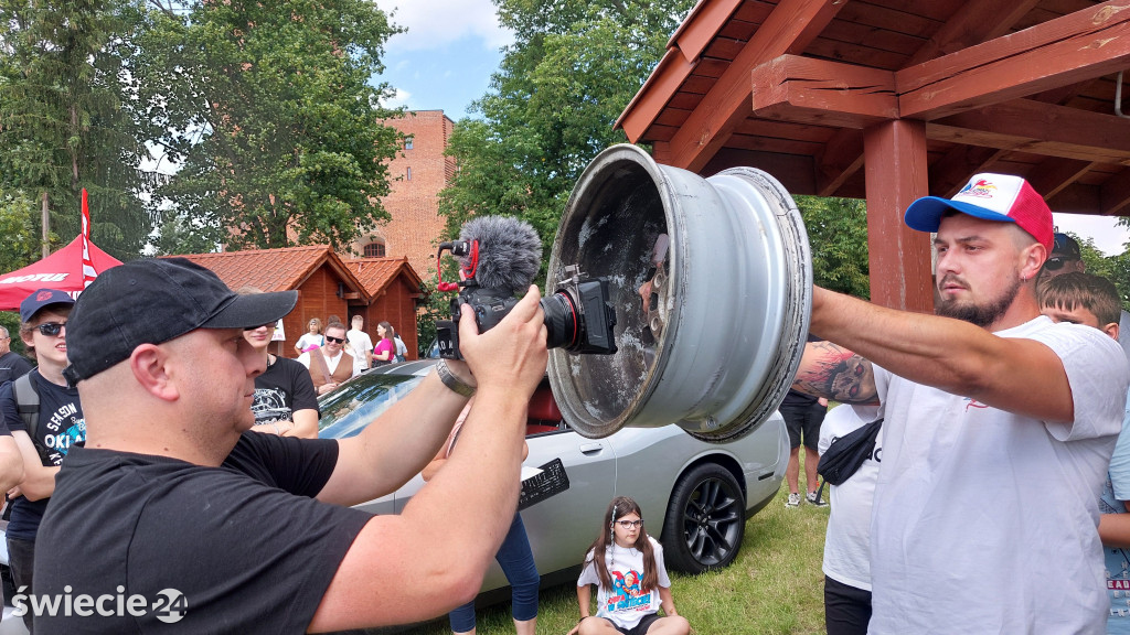 Świecki Piknik Motoryzacyjny - cz. 2 zdjęć