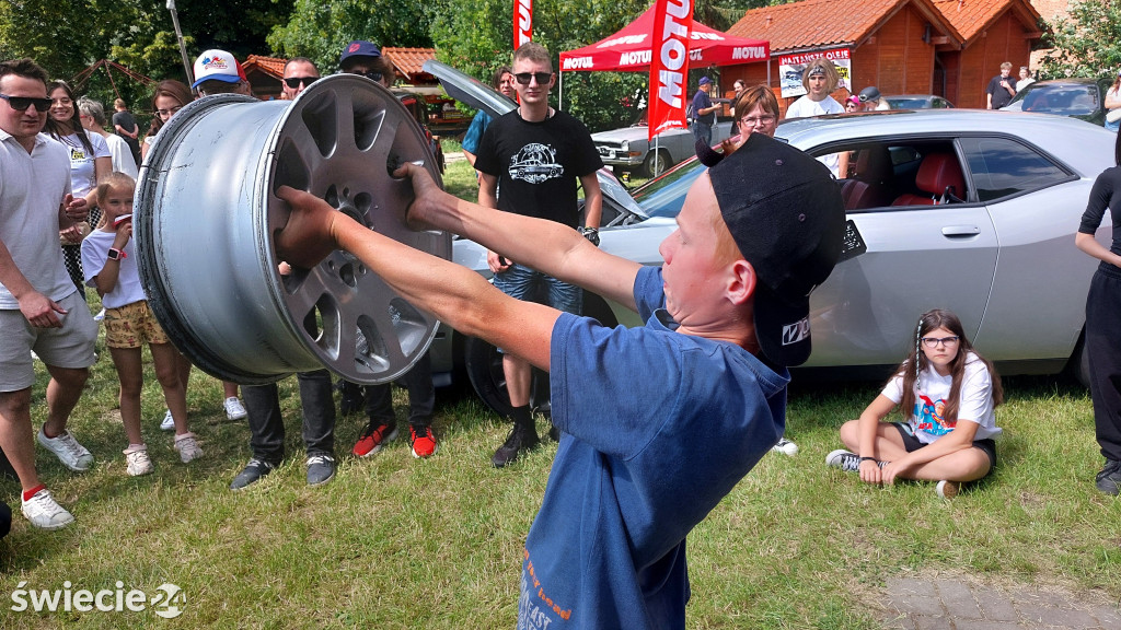 Świecki Piknik Motoryzacyjny - cz. 2 zdjęć