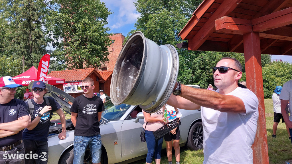 Świecki Piknik Motoryzacyjny - cz. 2 zdjęć