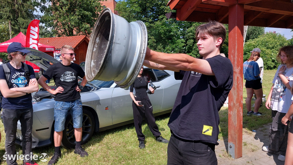 Świecki Piknik Motoryzacyjny - cz. 2 zdjęć