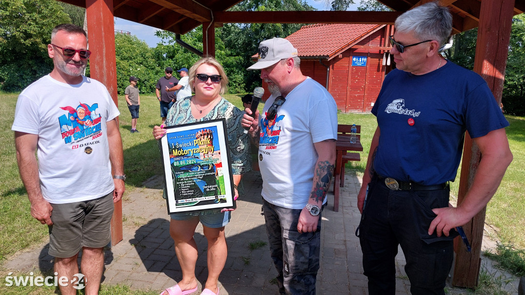Świecki Piknik Motoryzacyjny - cz. 2 zdjęć