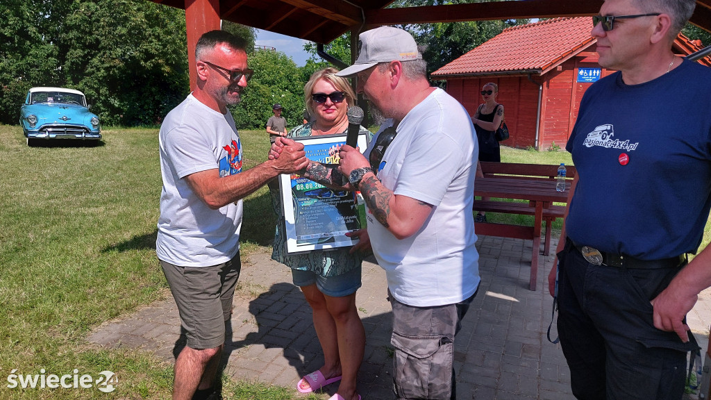 Świecki Piknik Motoryzacyjny - cz. 2 zdjęć