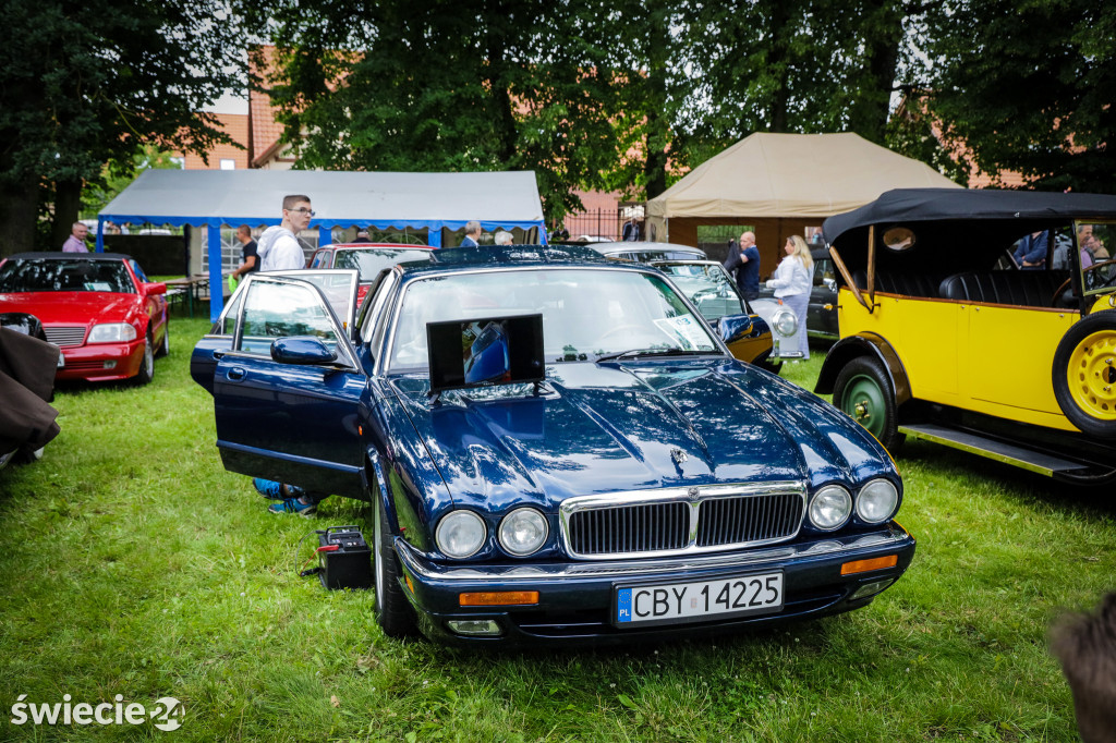 Piknik motoryzacyjny w Polednie