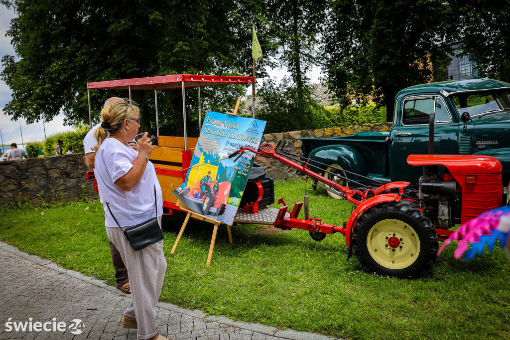 Piknik motoryzacyjny w Polednie