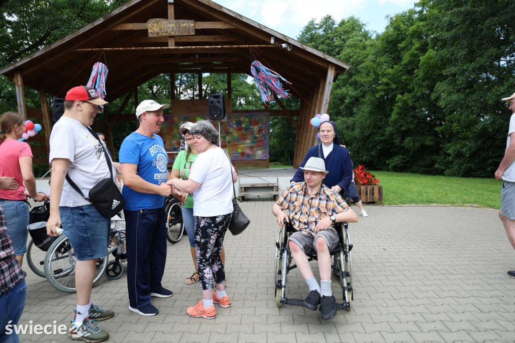 Piknik integracyjny „Całkiem nowa bajka”