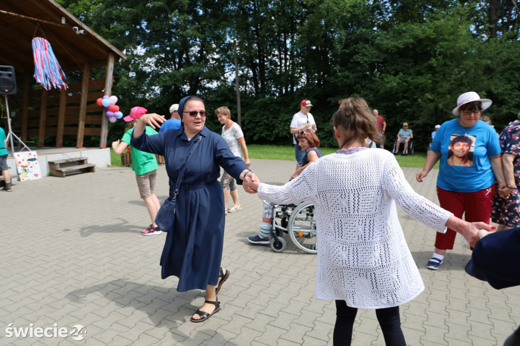 Piknik integracyjny „Całkiem nowa bajka”