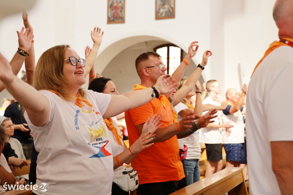 Piesza pielgrzymka wyruszyła dziś ze Świecia