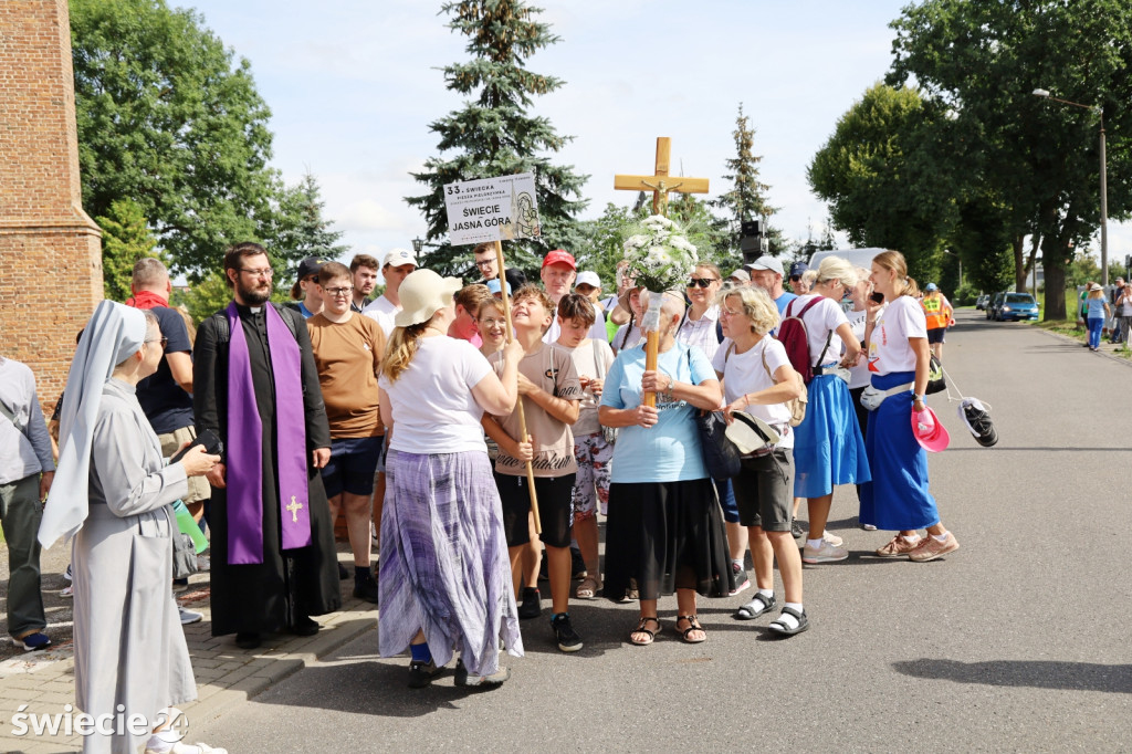 Piesza pielgrzymka wyruszyła dziś ze Świecia