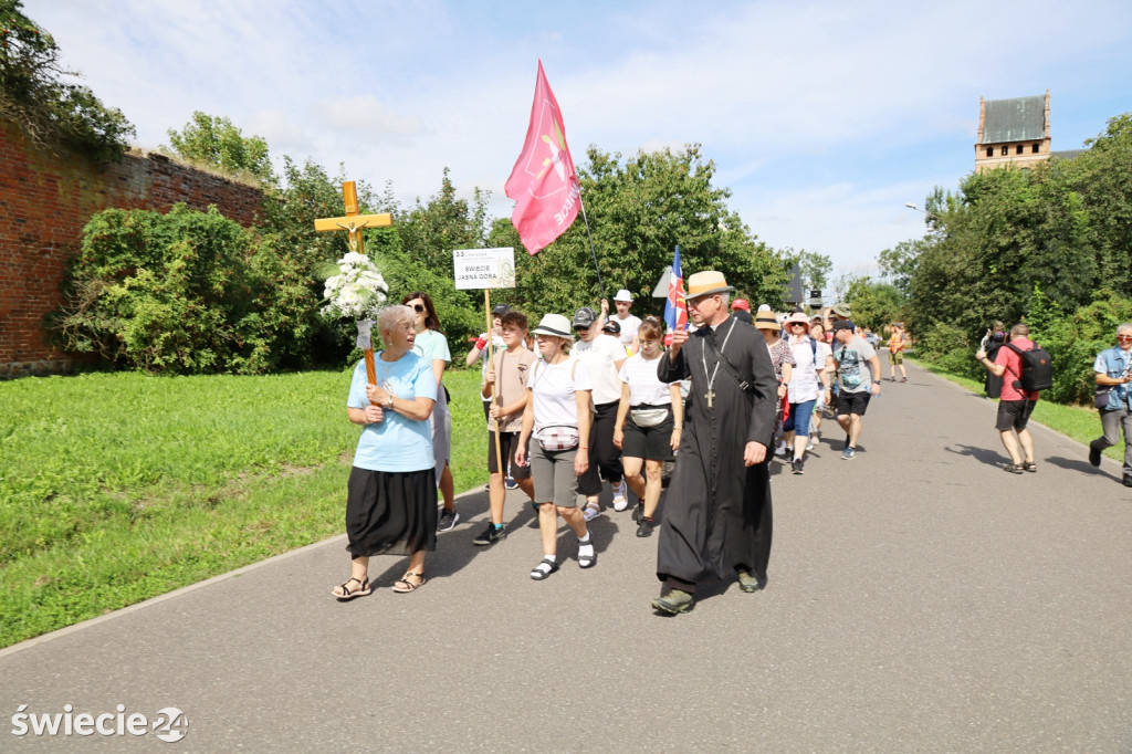 Piesza pielgrzymka wyruszyła dziś ze Świecia