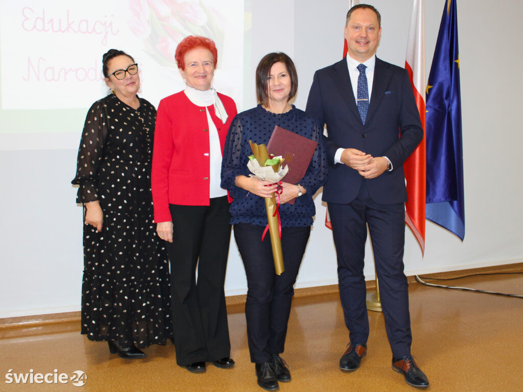 Nauczyciele docenieni przez starostę