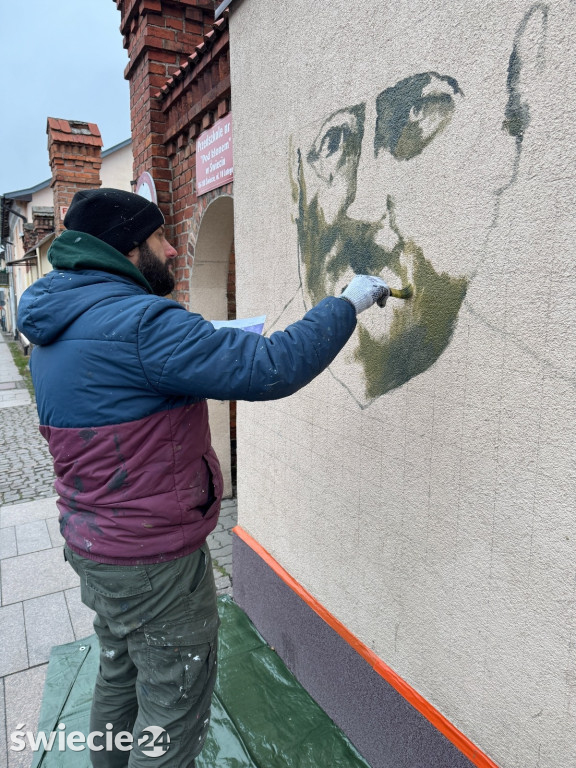 Kolejne murale powstają w Świeciu