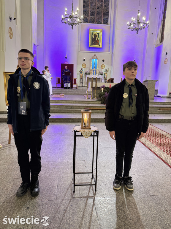 Harcerze przynieśli Betlejemskie Światło Pokoju