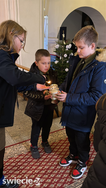 Harcerze przynieśli Betlejemskie Światło Pokoju