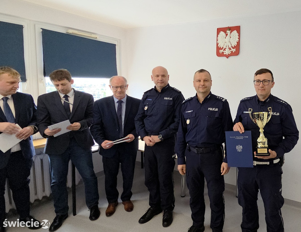 Marcin Wróblewski ze świeckiej drogówki drugi w województwie