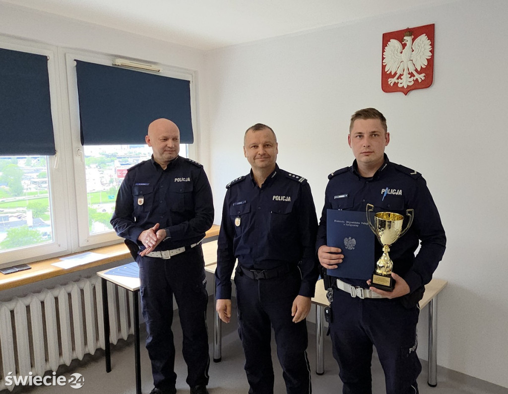 Marcin Wróblewski ze świeckiej drogówki drugi w województwie