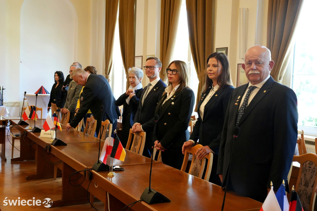 Podpisanie umowy partnerskiej Świecia z Abbeville