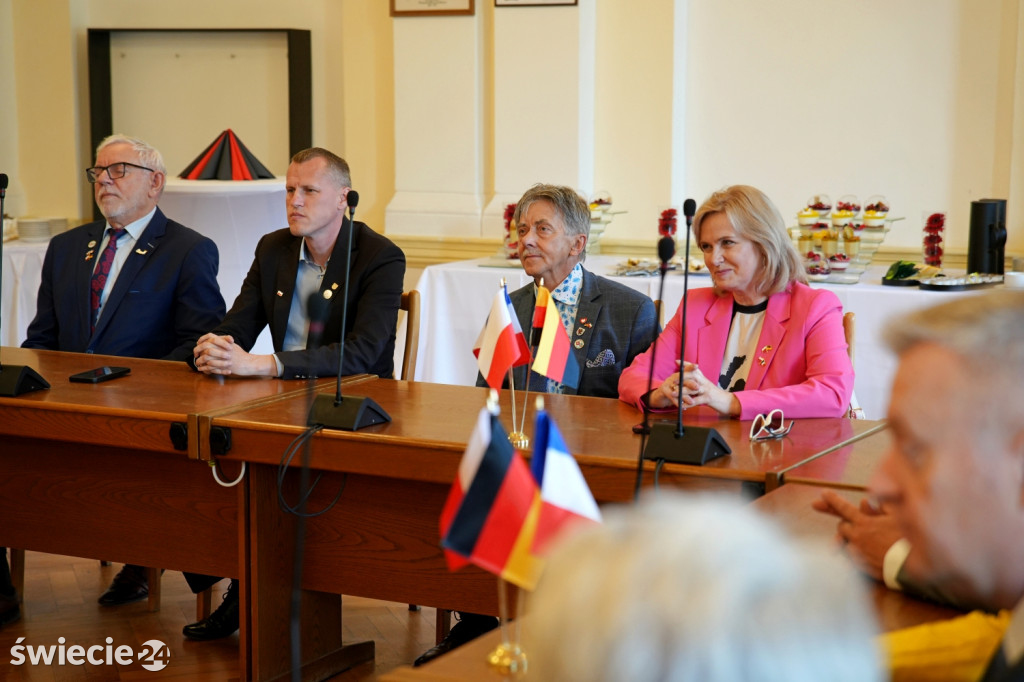Podpisanie umowy partnerskiej Świecia z Abbeville