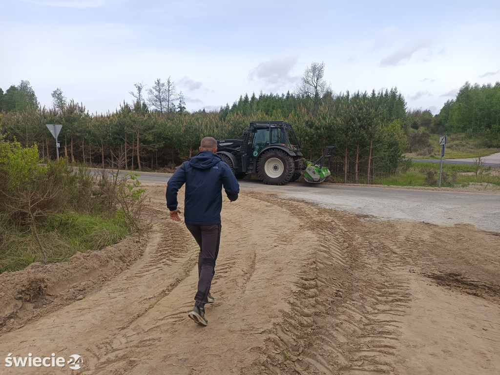 Jak powstawała ścieżka biegowa wokoło Tlenia