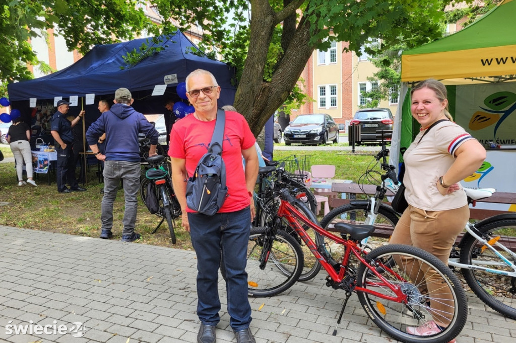 Profilaktyczny piknik z policją w Świeciu