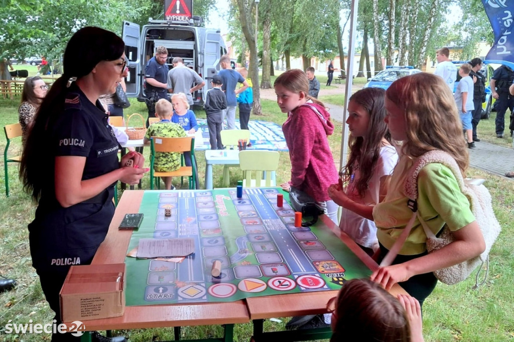 Profilaktyczny piknik z policją w Świeciu