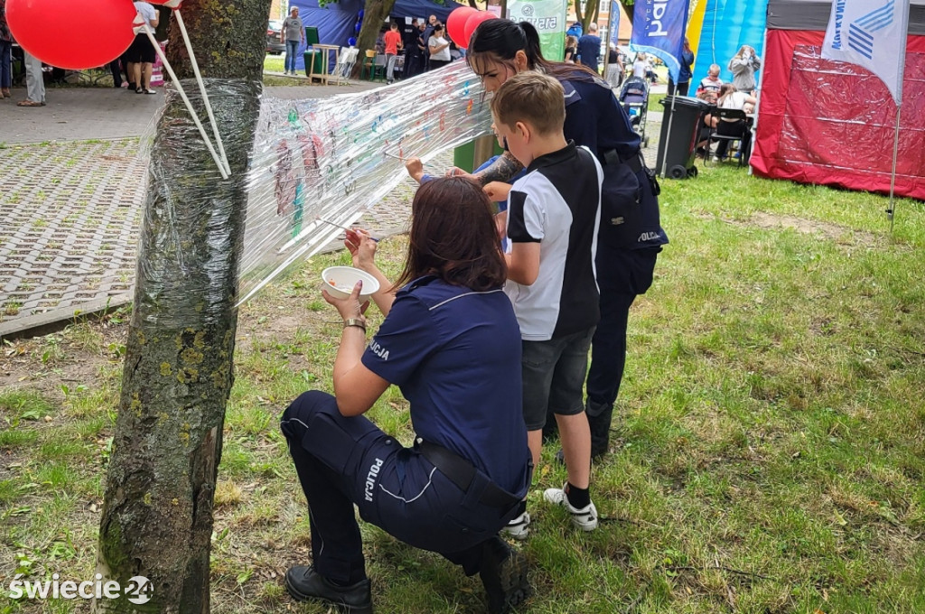 Profilaktyczny piknik z policją w Świeciu