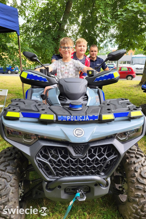 Profilaktyczny piknik z policją w Świeciu