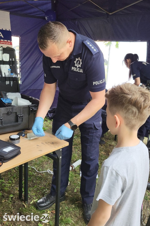 Profilaktyczny piknik z policją w Świeciu