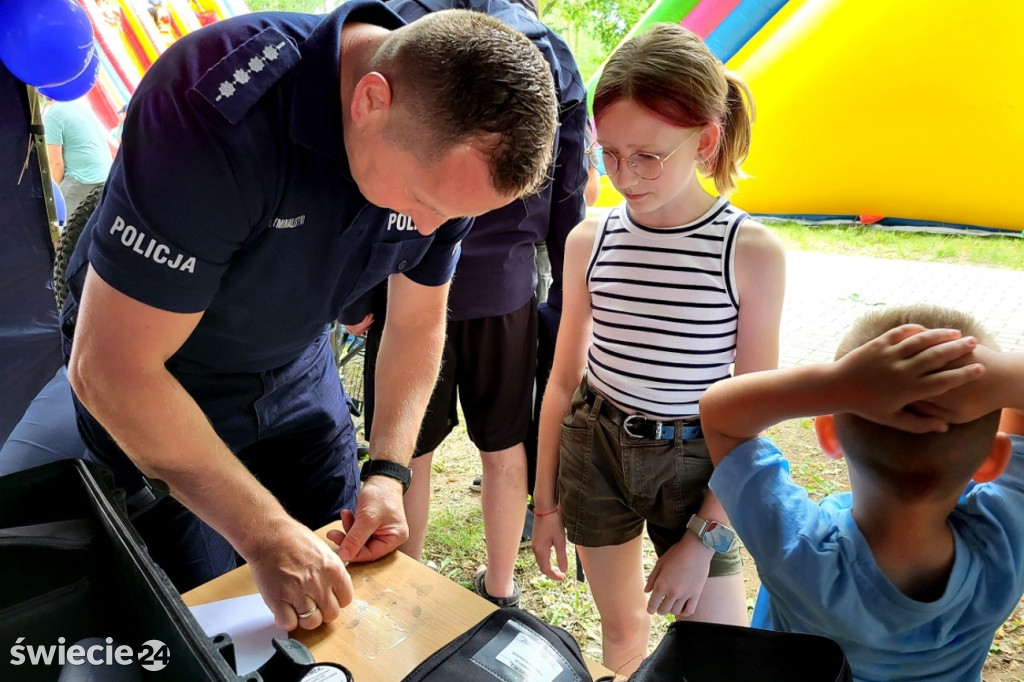 Profilaktyczny piknik z policją w Świeciu