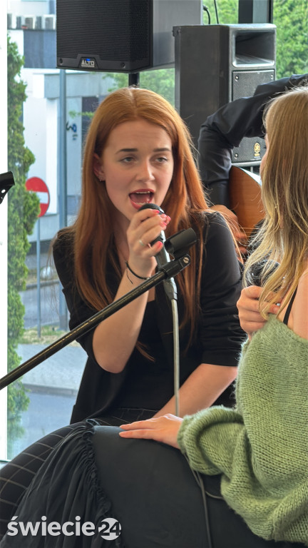 Muzyka w bibliotece. Koncert zespołu Przestrzeń