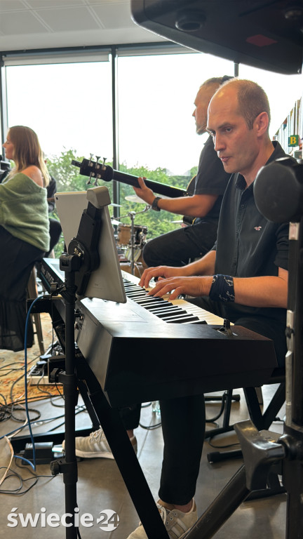 Muzyka w bibliotece. Koncert zespołu Przestrzeń