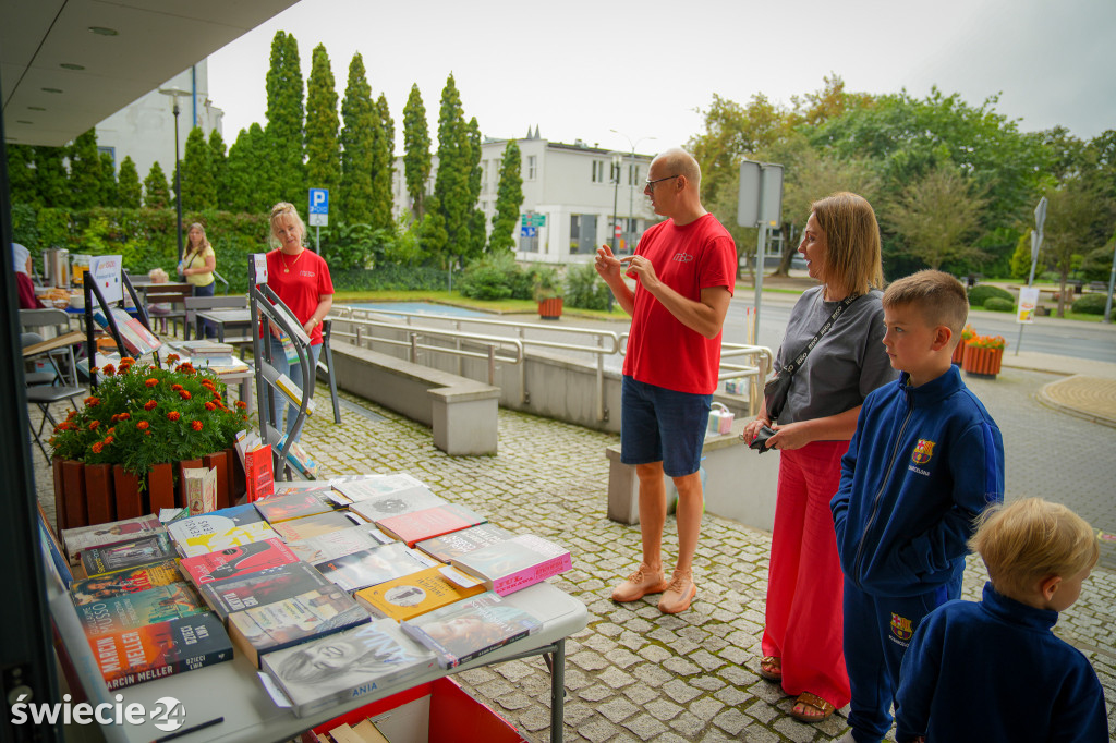 Piknik Literacki Odlot w bibliotece