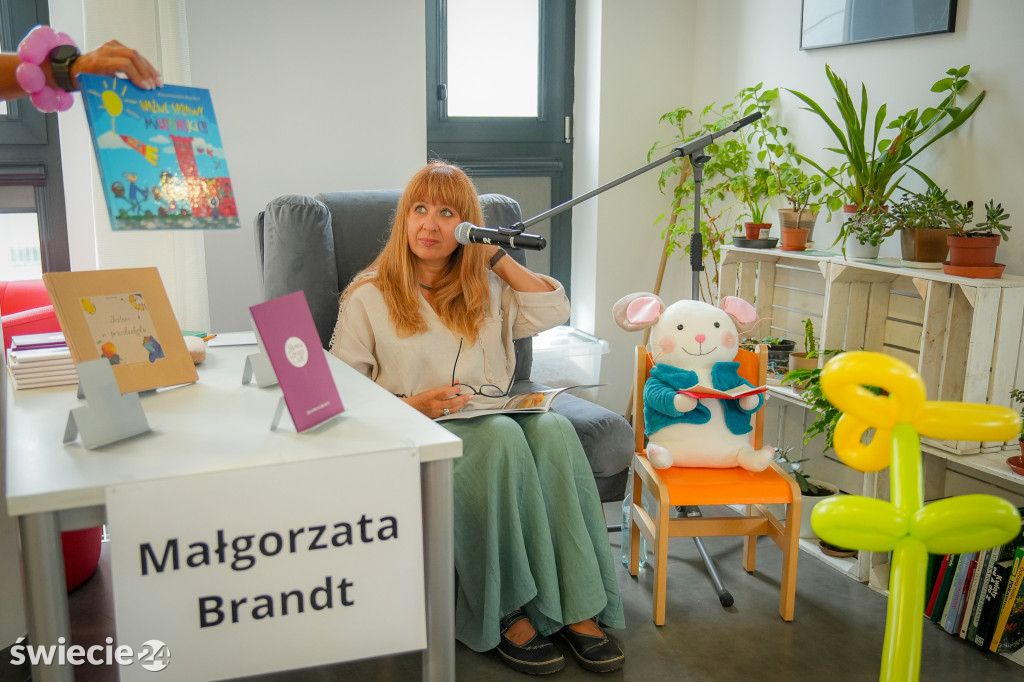 Piknik Literacki Odlot w bibliotece