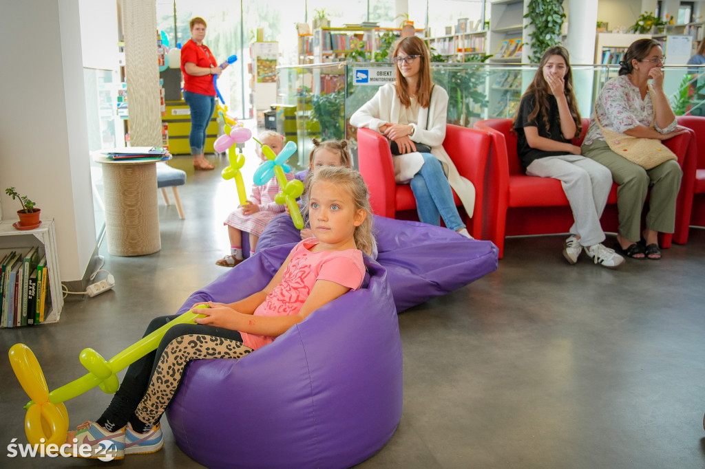 Piknik Literacki Odlot w bibliotece